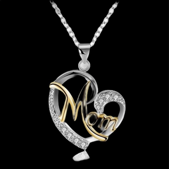 Beautiful Necklace - Picture 2 of 3